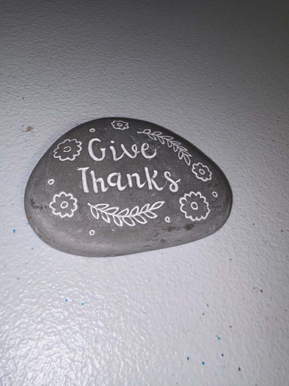 Hand Painted Give Thanks Stone Paperweight with Floral and Leaf Design
